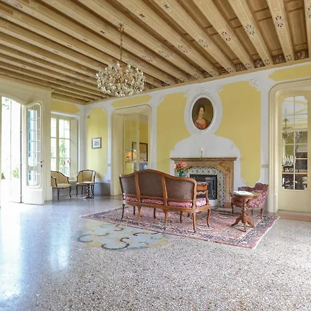 Casa Orange Tissano