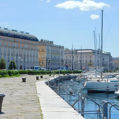 Casa Orange * Tissano